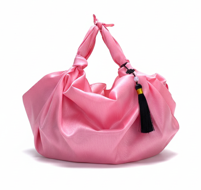 Pop Diva Pink & Black Snack Set (FREE Keyring included)*