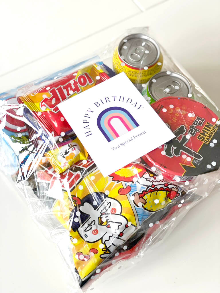 K-Snack & Ramen Discovery Box