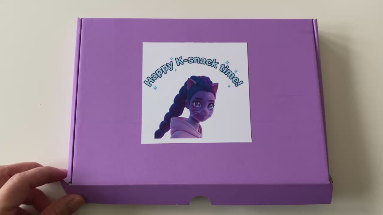 K-Pop Snack Box (Free Keyring*)